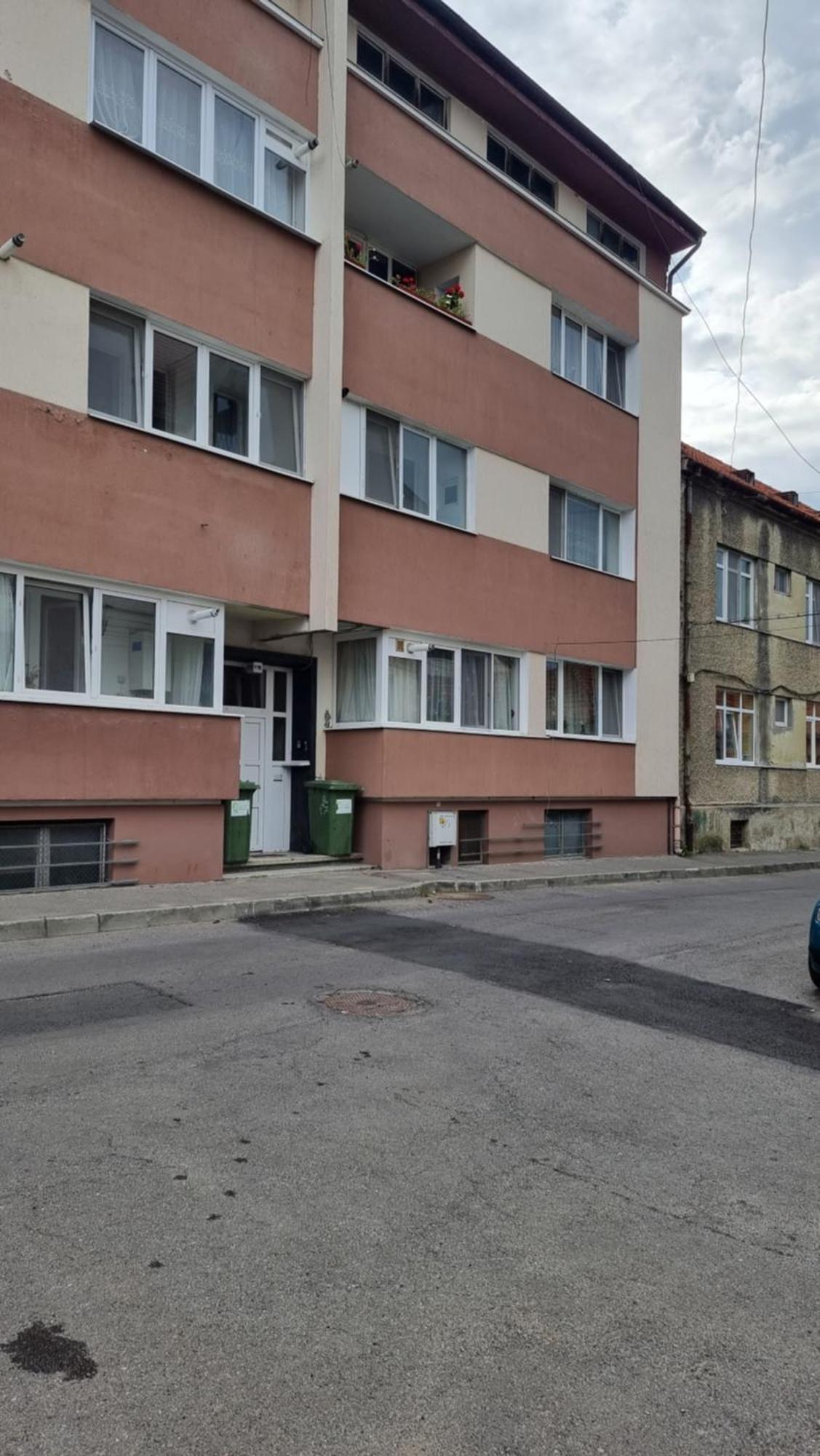 Toma Boutique Lägenhet Braşov Exteriör bild