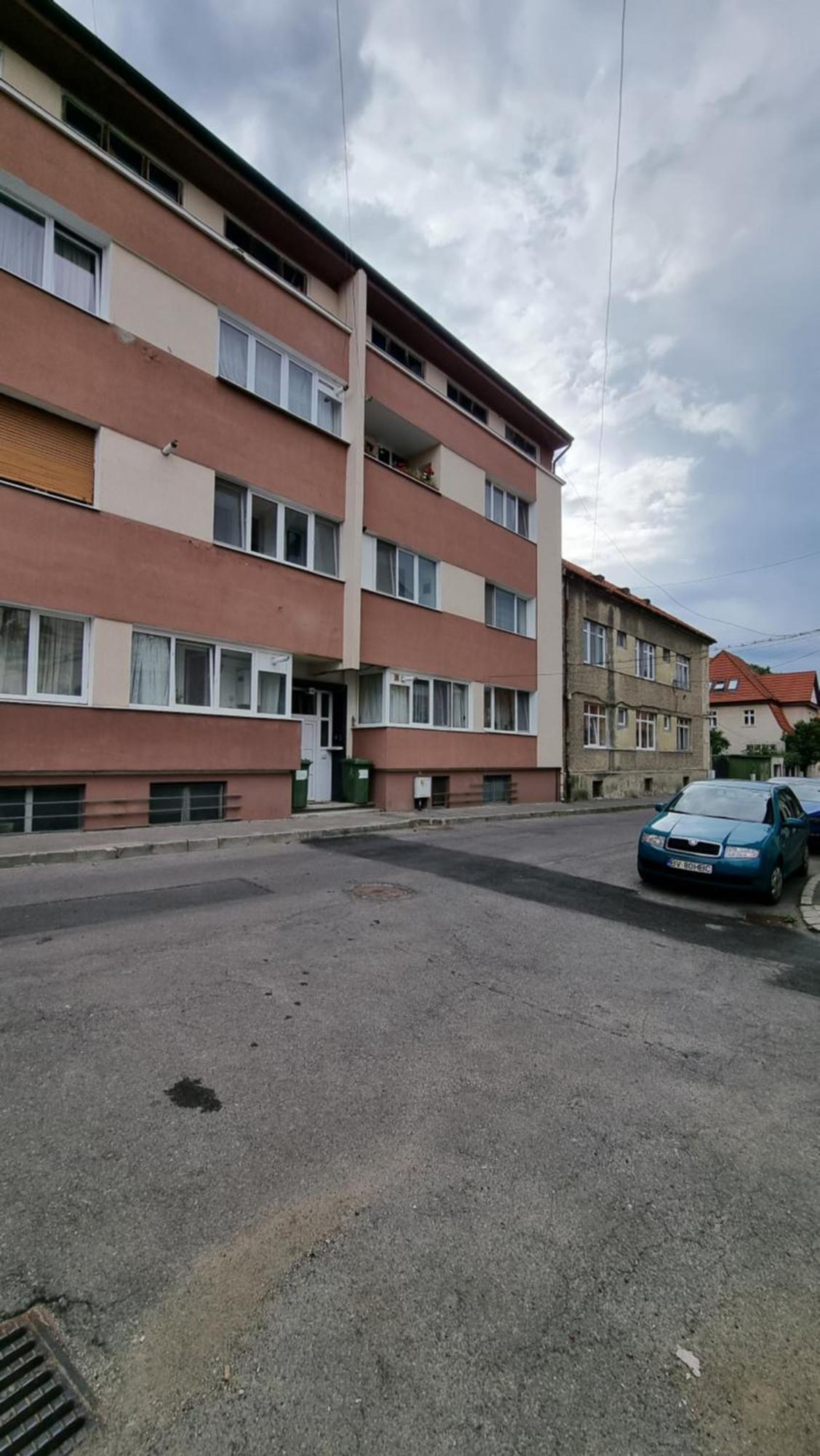 Toma Boutique Lägenhet Braşov Exteriör bild