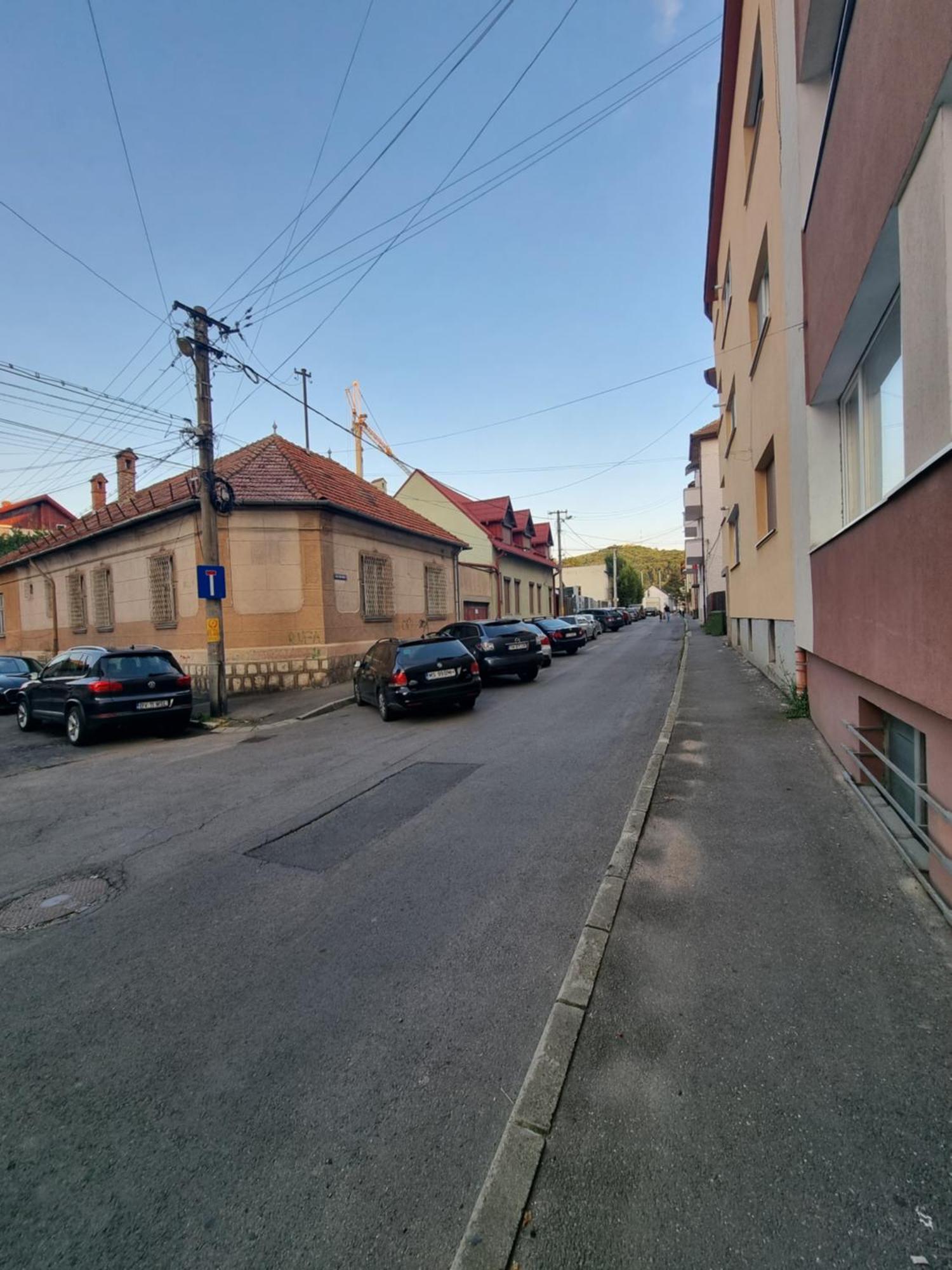 Toma Boutique Lägenhet Braşov Exteriör bild
